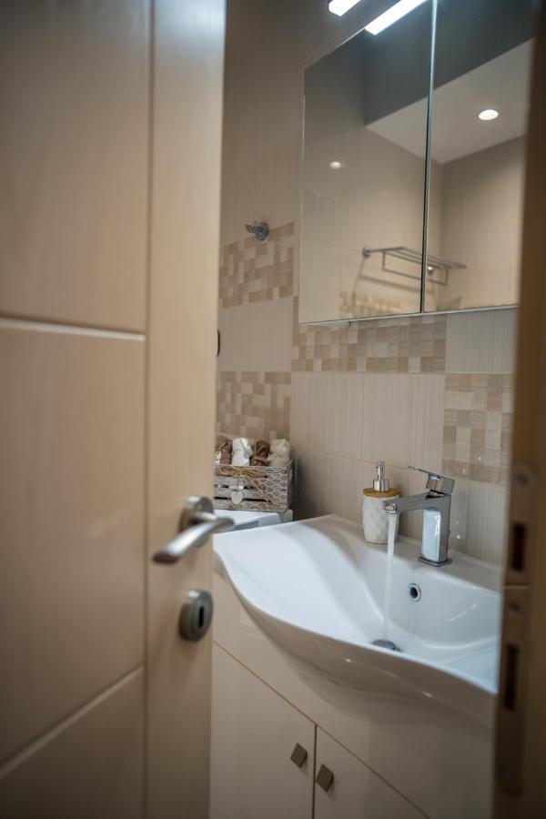 Zoes Luxury Apartment Corfu Korfu Dış mekan fotoğraf